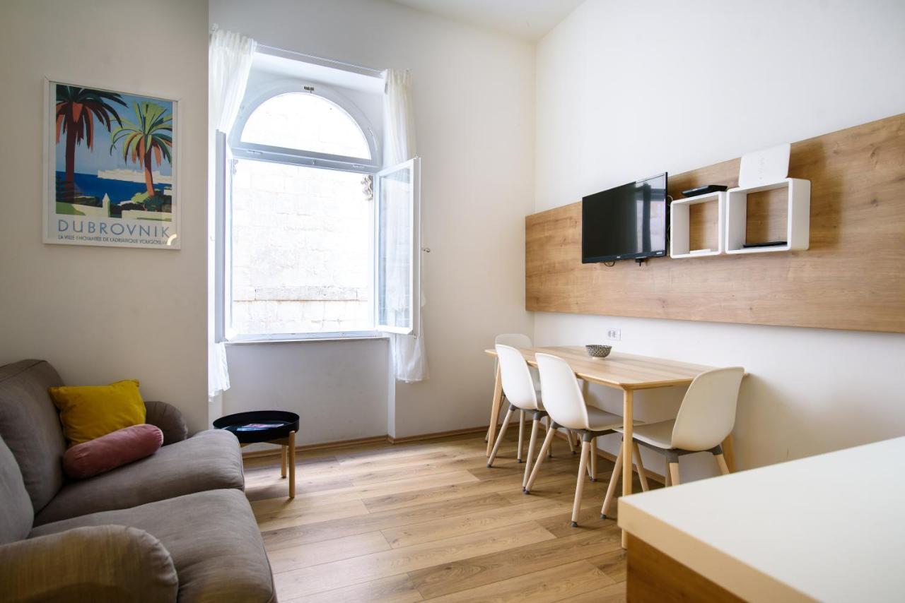 Street Buzz Old Town Apartment By Duhomes Дубровник Екстериор снимка