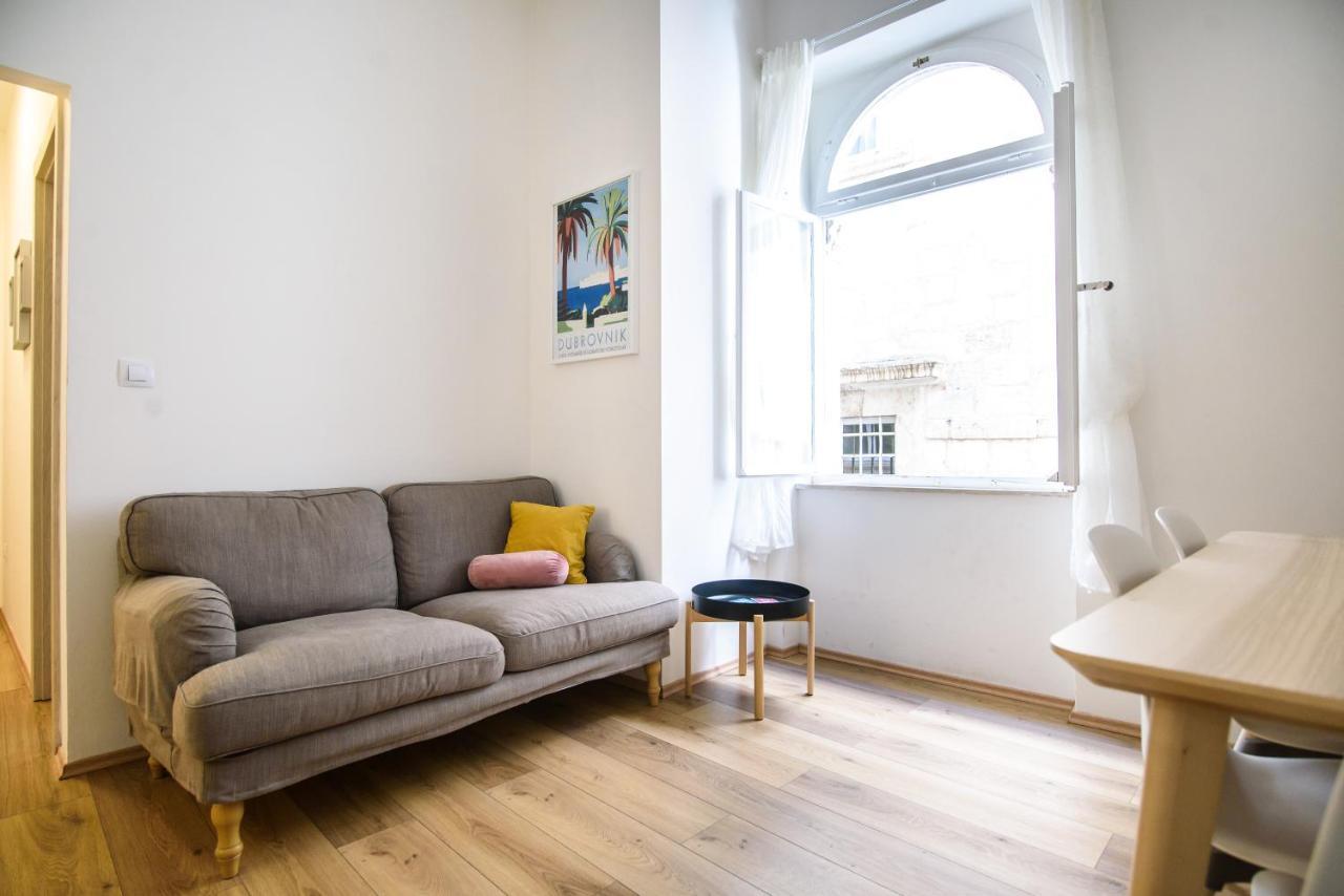 Street Buzz Old Town Apartment By Duhomes Дубровник Екстериор снимка