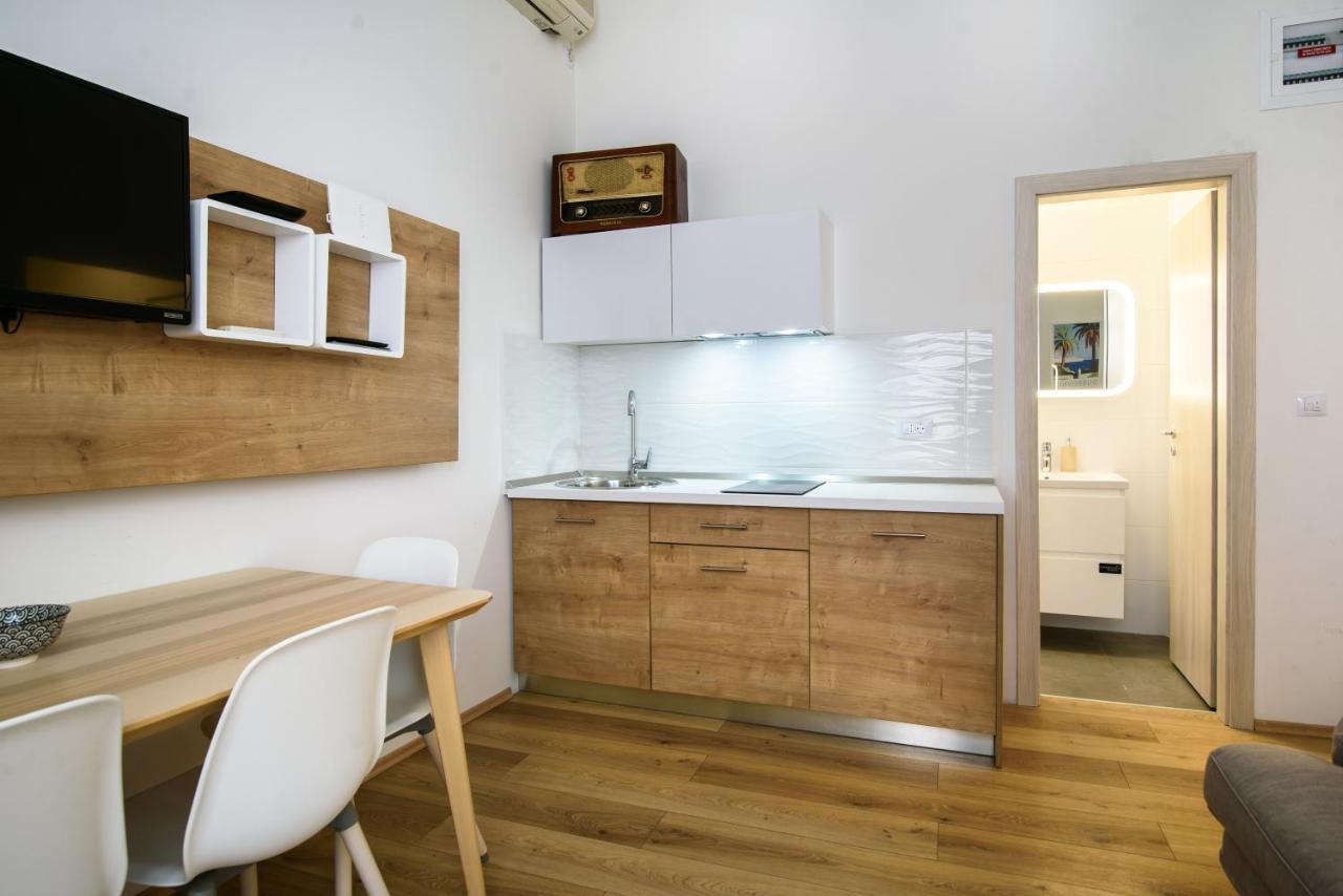 Street Buzz Old Town Apartment By Duhomes Дубровник Екстериор снимка